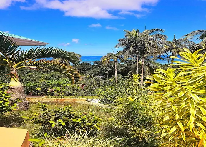 Au Lever Du Soleil Sea View Gasthof Au Cap (Mahe)