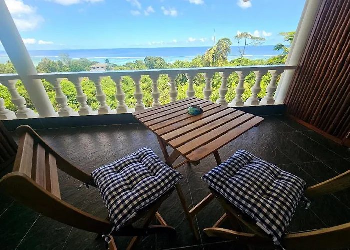 Gasthof Au Lever Du Soleil Sea View Au Cap (Mahe)