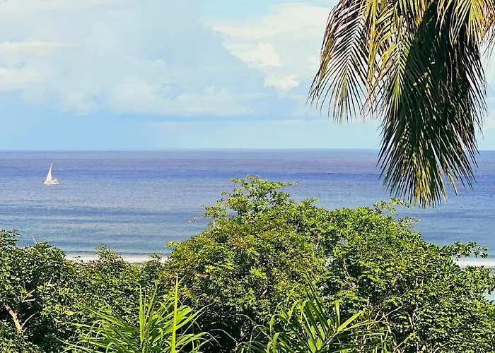 Au Lever Du Soleil Sea View 4*