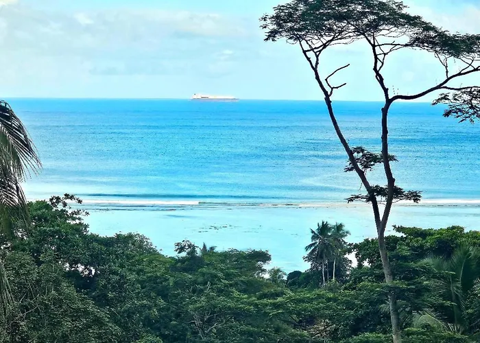 Au Lever Du Soleil Sea View 4*